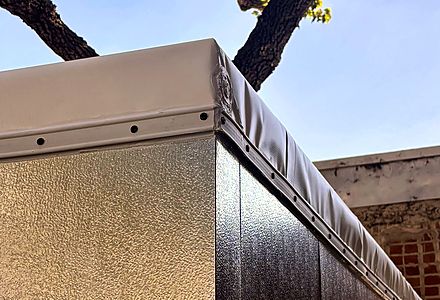 Weatherproof roof membrane on a Coldrite outdoor walk-in